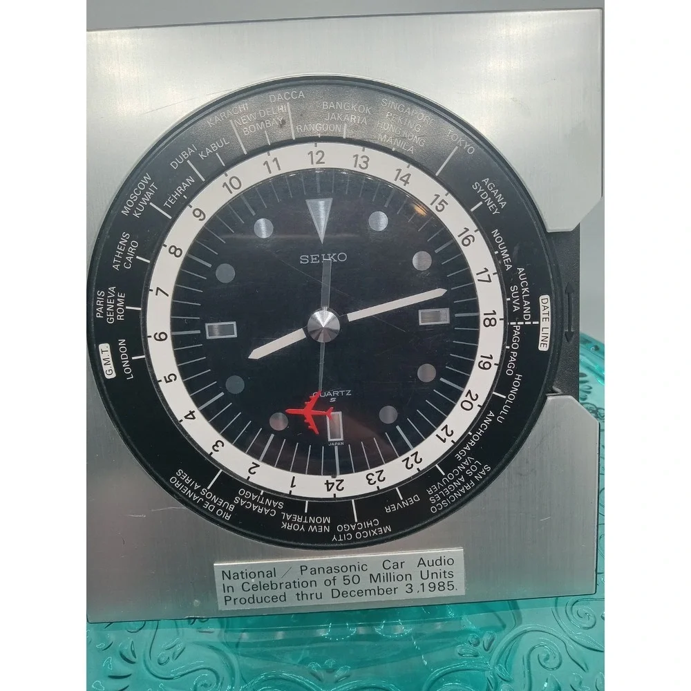 Seiko Seikosha  World Time Quartz Desk Clock Scratches  Panasonic Car Audio Plaq